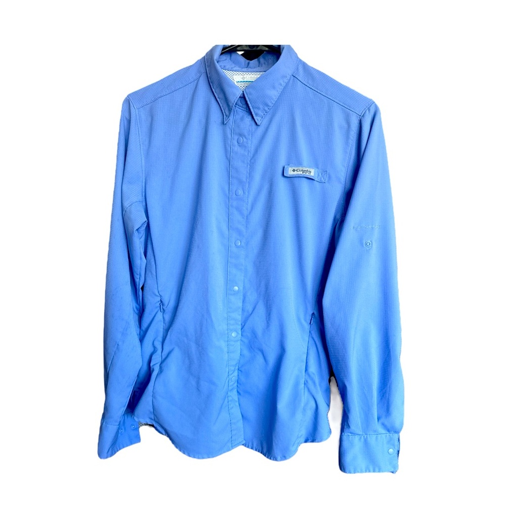 Size Small Columbia Women’s Snap Down Shirt